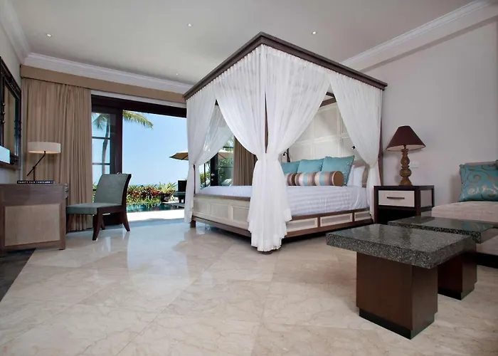 Sundara Oceanside Villa Tanah Lot 