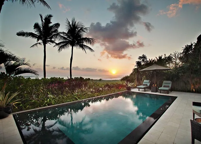 Sundara Oceanside Villa Tanah Lot 